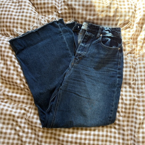 Unpublished Jeans - Picture 1 of 4